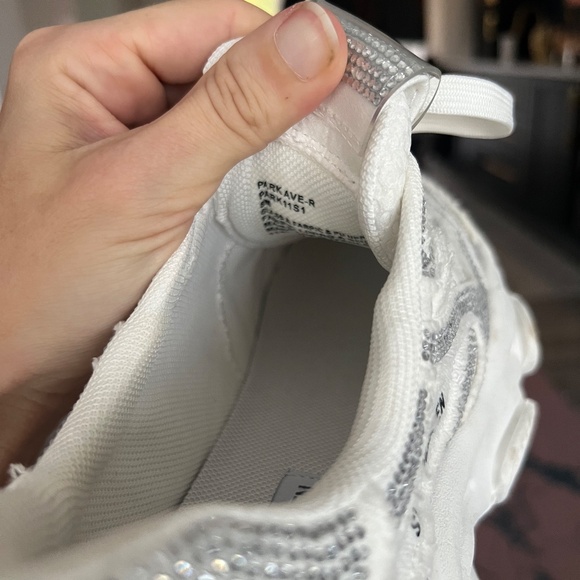 New white Steve Madden sneakers with silver rhinestones size 8M - Picture 3 of 8